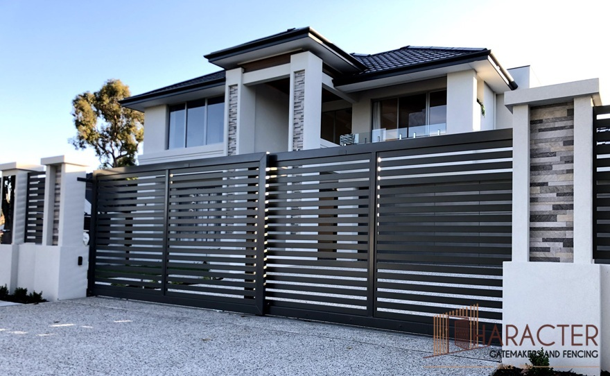 Telescopic gates
